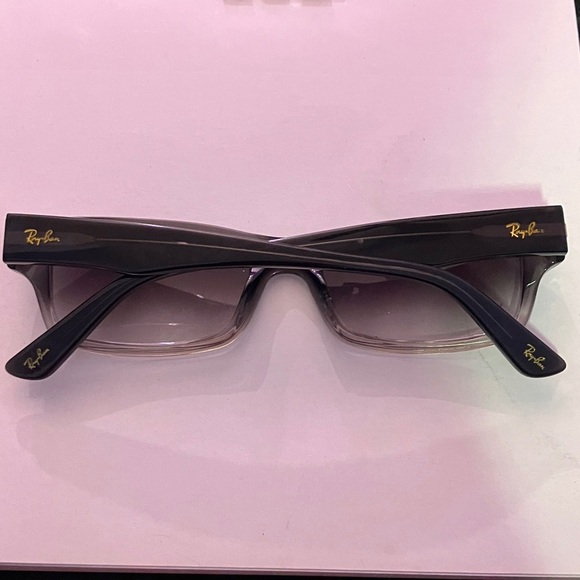 Ray-Ban Gradient Sunglasses - Picture 4 of 5